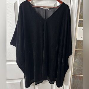 Natori Black V-Neck Draped Tunic